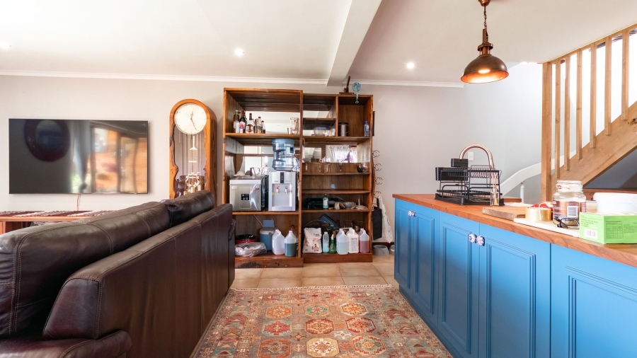 6 Bedroom Property for Sale in Tre Donne Estate Western Cape